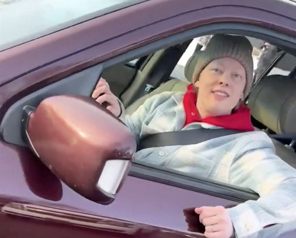 Federal thugs are deterring protest with violence